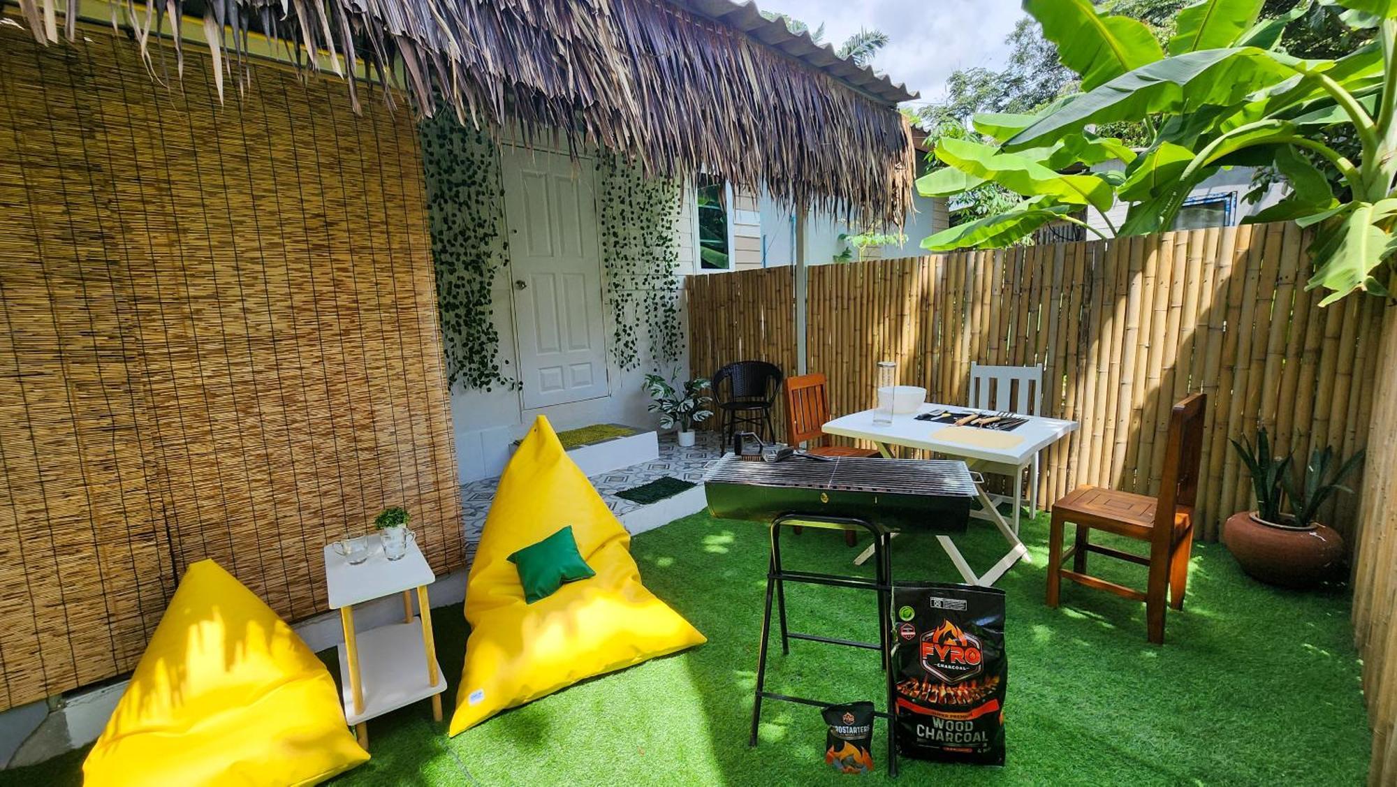 Green Paradise With Private And Front Yard Thong Sala Buitenkant foto